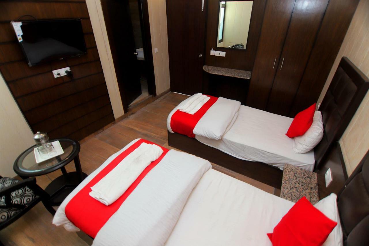 Hotel Sk International Ришикеш Экстерьер фото