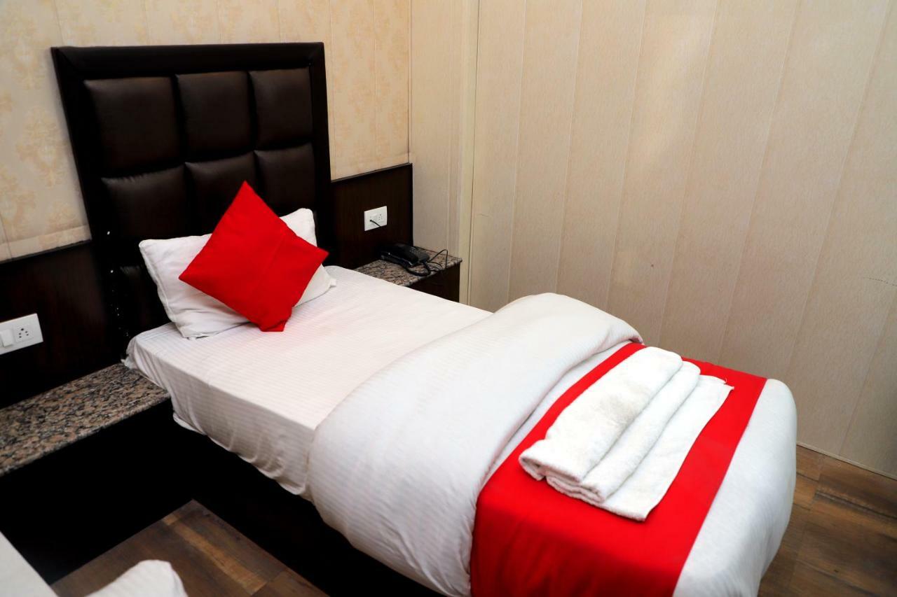 Hotel Sk International Ришикеш Экстерьер фото