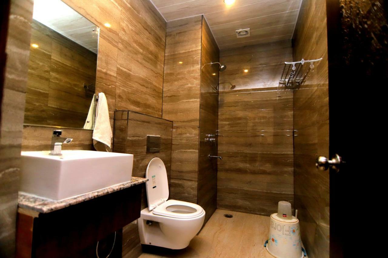 Hotel Sk International Ришикеш Экстерьер фото