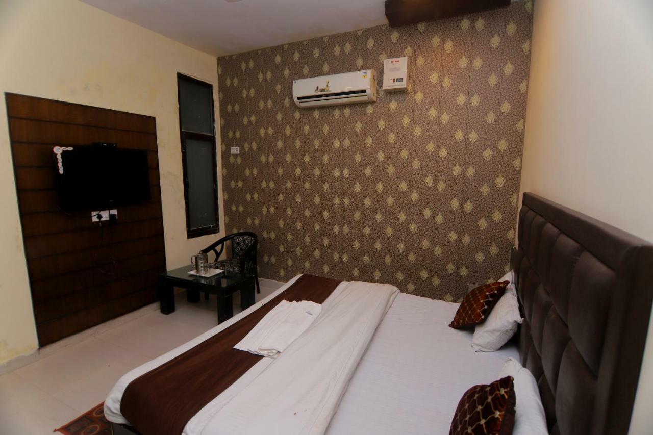 Hotel Sk International Ришикеш Экстерьер фото